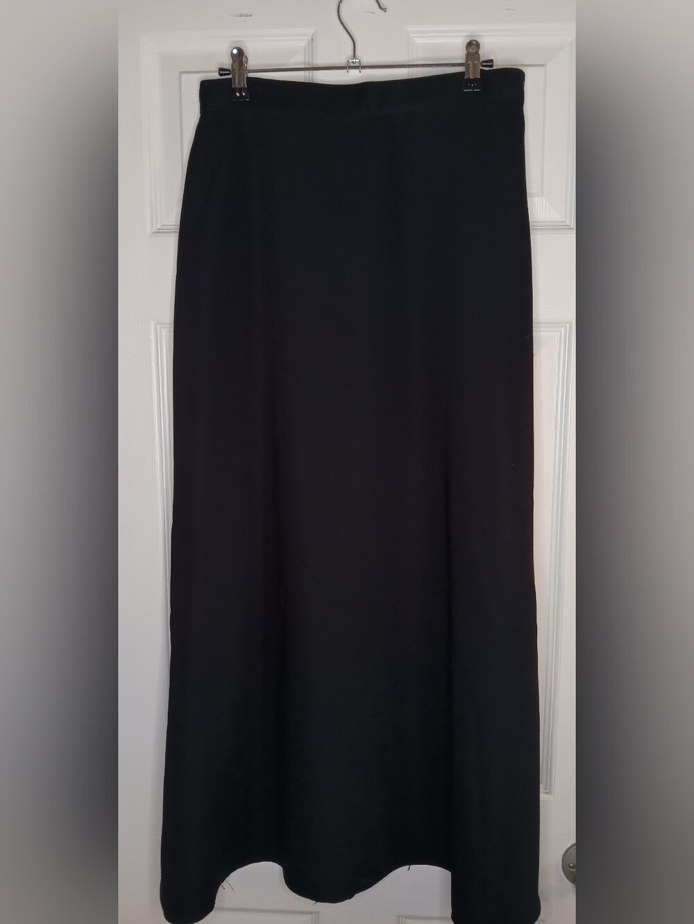 Women's Black Maxi Skirt - Sleek Everyday Wear